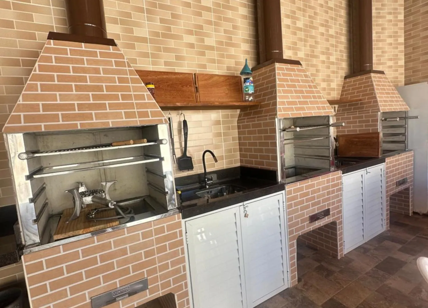 Pousada Paraiso Ap Proximo Ao Centro Da Praia De Baixo 帕罗卡