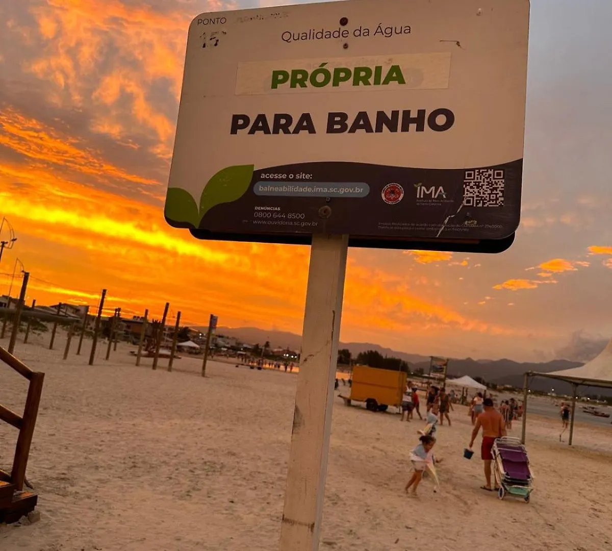 Pousada Paraiso Ap Proximo Ao Centro Da Praia De Baixo Palhoca Apartment