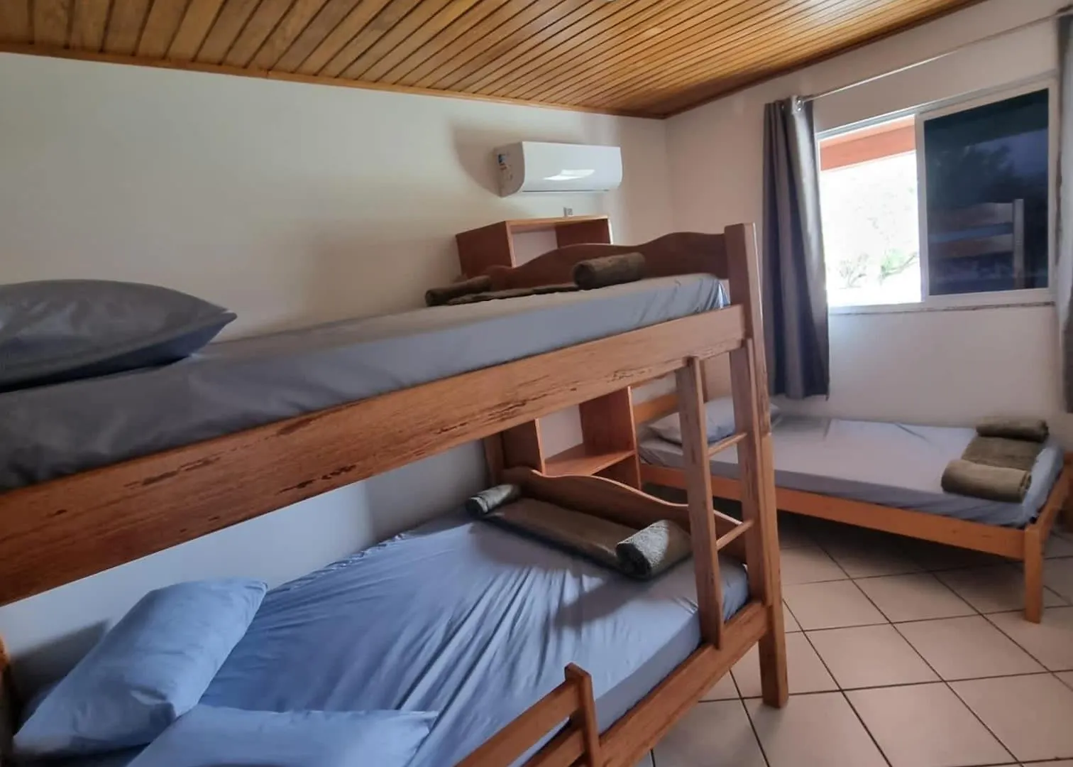 Pousada Paraiso Ap Proximo Ao Centro Da Praia De Baixo Palhoca Apartment